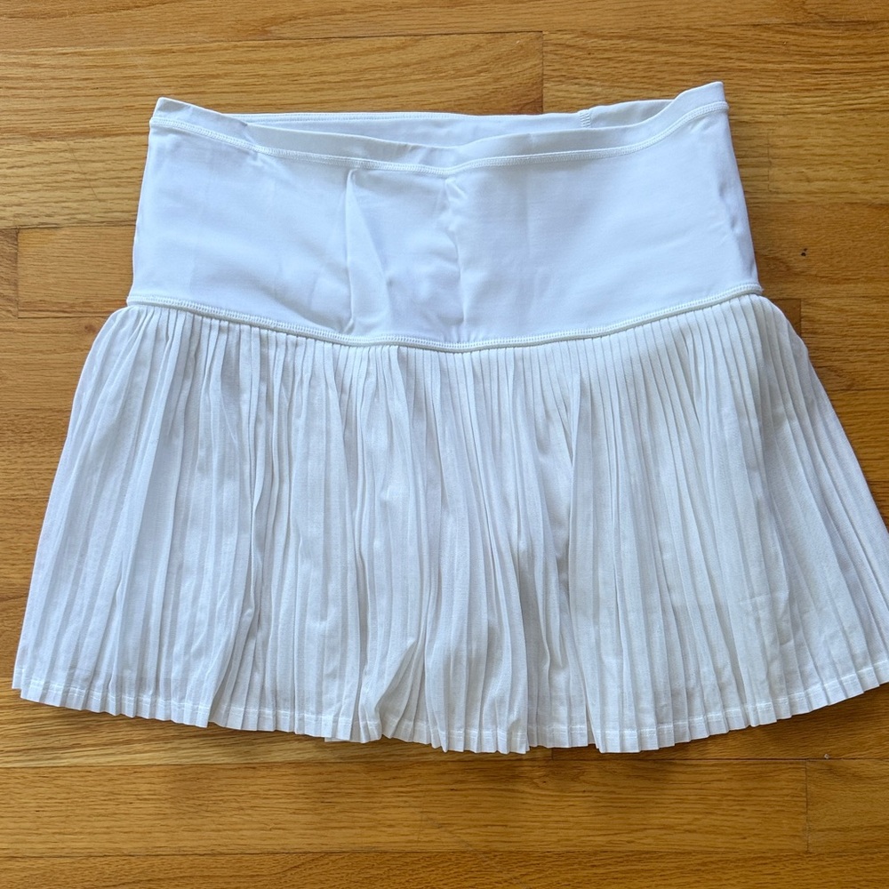 Athleta White Pleated Tennis skirt